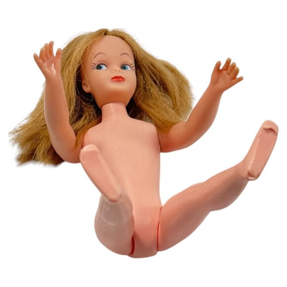 EEGEE Vintage Fashion Doll 9 inch Clone Skipper Pepper Plastic Goldberger Toys - Picture 9 of 12